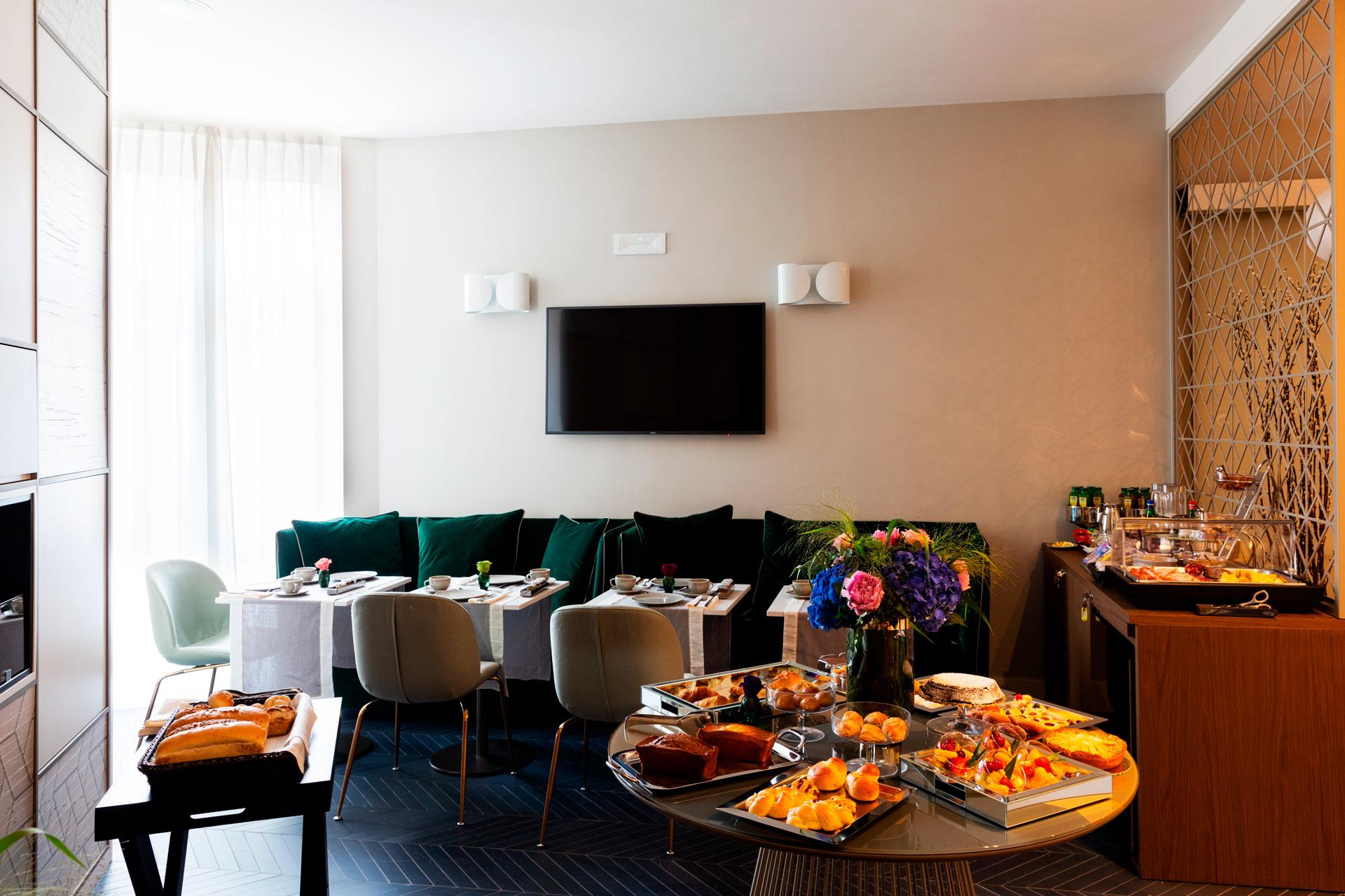Amadomus Luxury Suites Наполи Екстериор снимка