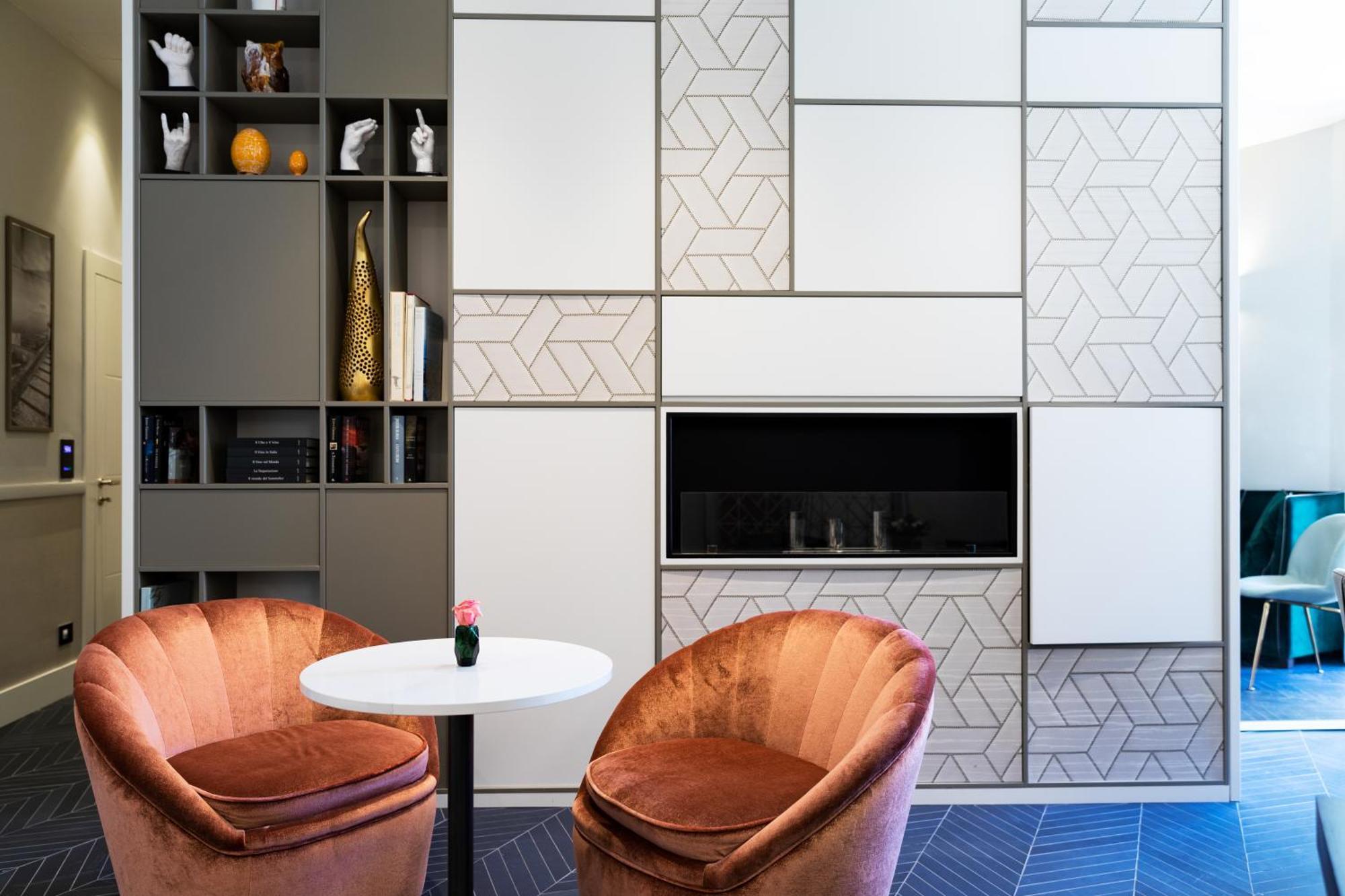Amadomus Luxury Suites Наполи Екстериор снимка